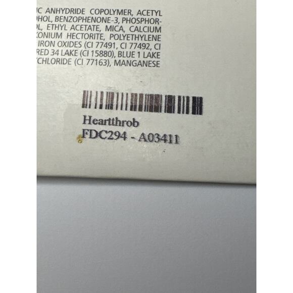 NWT Color Street “Heartthrob” Coral Heart Shaped Designs Nail Strips - Picture 3 of 4